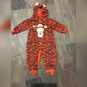 Tigger one piece costume – size 2/3T